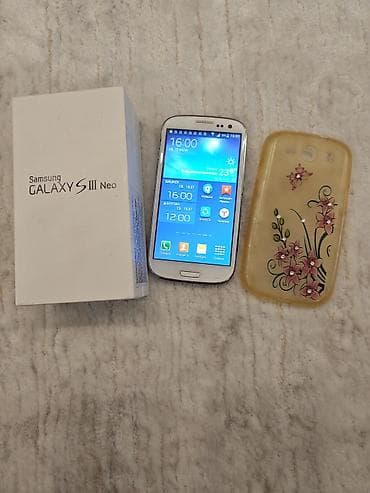 Samsung Galaxy S III Neo (GT-I9301I), белый цвет. Комплектация: - — 1