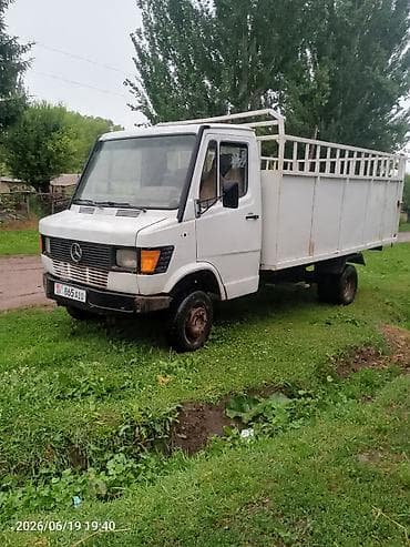Унаа: Жүк ташуучу унаа, Mercedes-Benz, Стандарт, 3 т, Колдонулган — 2