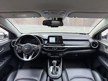 машына за 300000сом: Kia K3: 2020 г., 1.6 л, Автомат, Бензин, Седан — 5