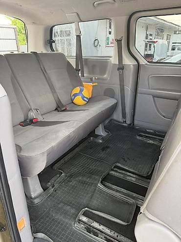 сто корейских авто: Hyundai H-1: 2011 г., 2.4 л, Автомат, Газ, Минивэн — 7