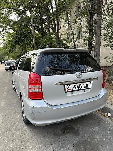 sprinter 2 2: Toyota WISH: 2005 г., 2 л, Бензин, Минивэн — 5