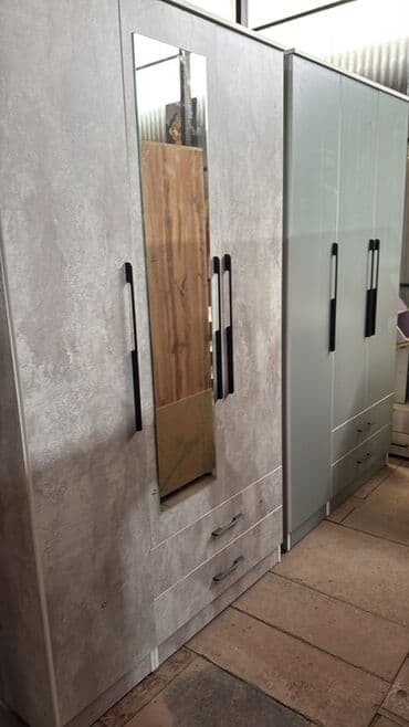 Кухонные шкафы: Шкафы-купе и распашные шкафы для одежды - Конфигурации: 3–6 секций — 14