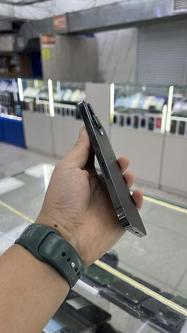 животные на продажу: IPhone 13 Pro Max, Б/у, 512 ГБ, Black Titanium, Защитное стекло, Чехол, 88 % — 5