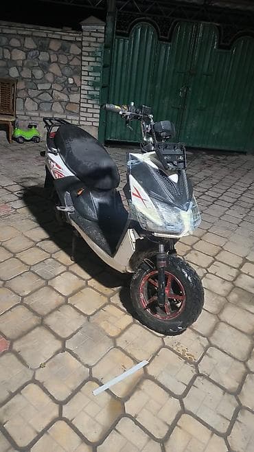 cruiser 80: Тип скутера 150 куб. см, Бензин, Б/у — 1