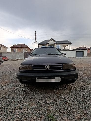 вито 2 3: Volkswagen Vento: 1995 г., 1.8 л, Ручные, Седан — 1