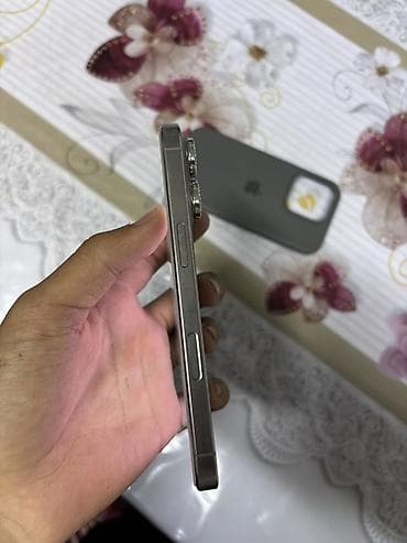 iphone 15 pro ma: Продается ( обмен не интересует) IPhone 16 Pro - Модель: iPhone 16 — 4