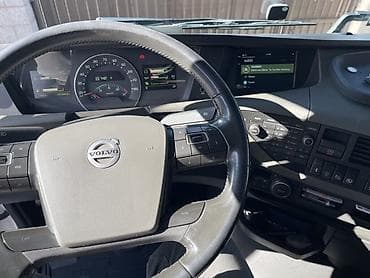 Транспорт: Тягач, Volvo, 2018 г. — 7