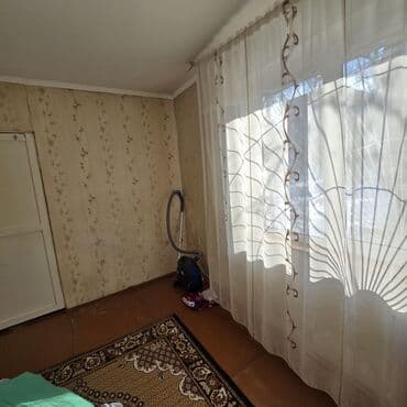 калганы: 3 болмолуу квартиранын 1 болмосуно чогу жашаганга жаныма 1 кыз керек — 3