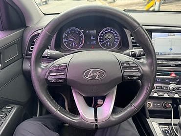 Продажа авто: Hyundai Avante: 2019 г., 1.6 л, Автомат, Бензин, Седан — 3