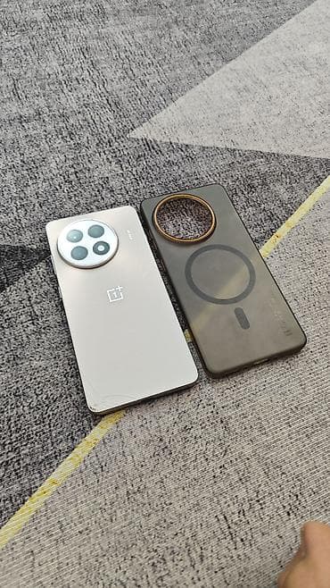 oneplus ace: OnePlus 13R, Б/у, 256 ГБ, цвет - Белый, 1 SIM — 2
