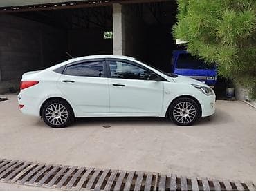 выкуп авто соната: Hyundai Solaris: 2014 г., Ручные, Бензин — 3