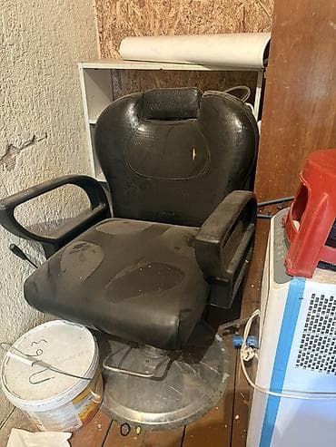 валик массажный: Парикмахерское кресло на гидравлике. - Обивка из искусственной кожи с — 1