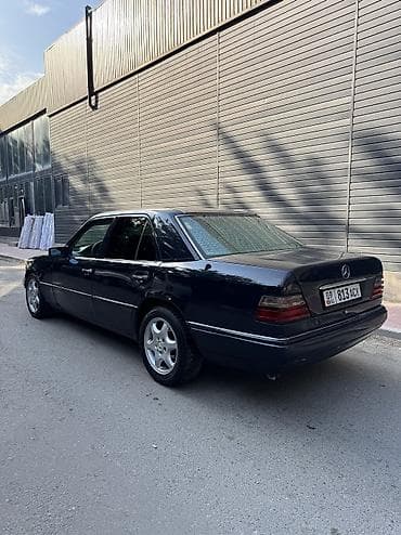 на w124: Mercedes-Benz W124: 1993 г., 2.2 л, Механика, Бензин, Седан — 4
