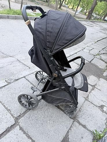 easy walker: Коляска, Другой бренд, цвет - Черный, Б/у, Самовывоз — 1