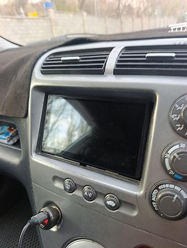 civic: Honda Civic: 2002 г., 1.5 л, Автомат, Бензин, Хэтчбэк — 9
