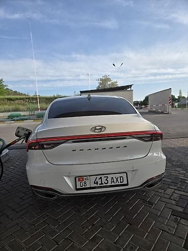geely coolray: Hyundai Grandeur: 2022 г., 3 л, Автомат, Газ, Седан — 4