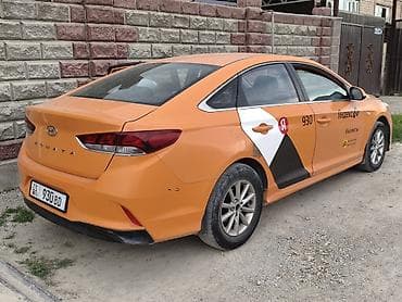 Продажа авто: Hyundai Sonata: 2017 г., Автомат, Газ, Седан — 3