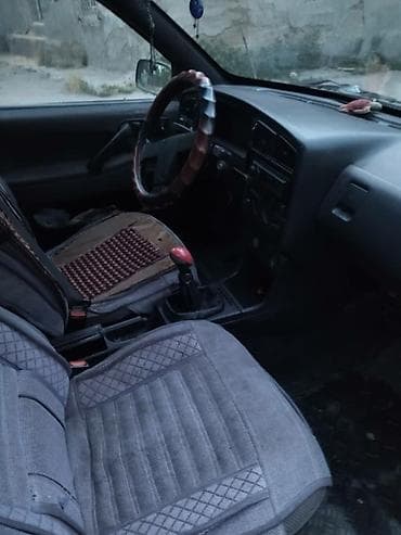 kia stringer: Volkswagen Passat: 1989 г., 1.8 л, Механика, Бензин, Седан — 2