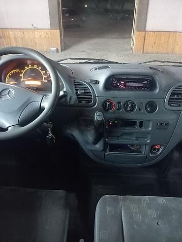 мерседес бенз с: Грузовик, Mercedes-Benz, Дубль, 4 т, Б/у — 8