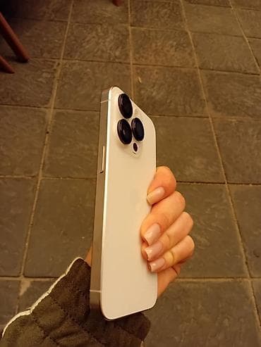 imac apple: IPhone 15 Pro, Б/у, 256 ГБ, White Titanium, Зарядное устройство, Защитное стекло, Чехол, 81 % — 6