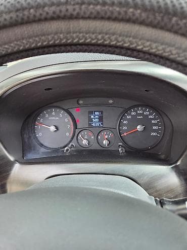 bongo kia: Легкий грузовик, Kia, Стандарт, До 1 т — 3