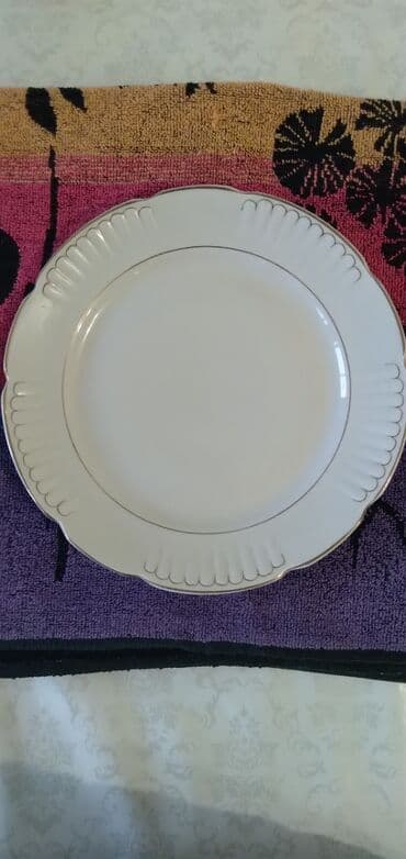 Идиш-аяк: НОВ. ТАРЕЛКИ СССР 12 шт. столовые для вторых блюд, диаметр 24 см — 2