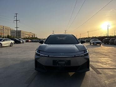 дордой 2 пикарная: Toyota bZ3: 2023 г., Электромобиль, Седан — 4