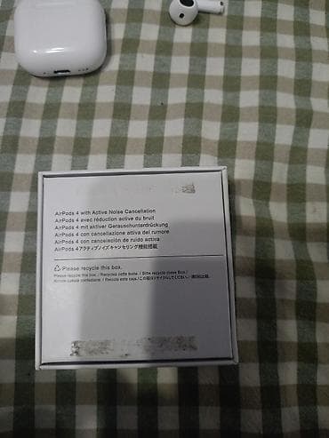 Наушники: Беспроводные вкладыши наушники, Apple, AirPods 4, Б/у — 2