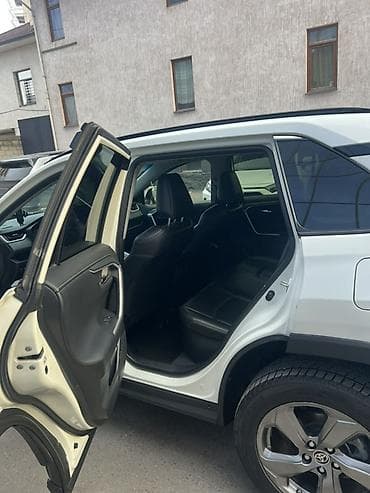 рав 4 2019: Toyota RAV4: 2019 г., Гибрид, Кроссовер — 8