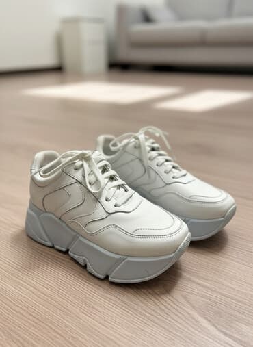 сегмент: Кроссовки, 36, LION, Новый, цвет - Белый — 1