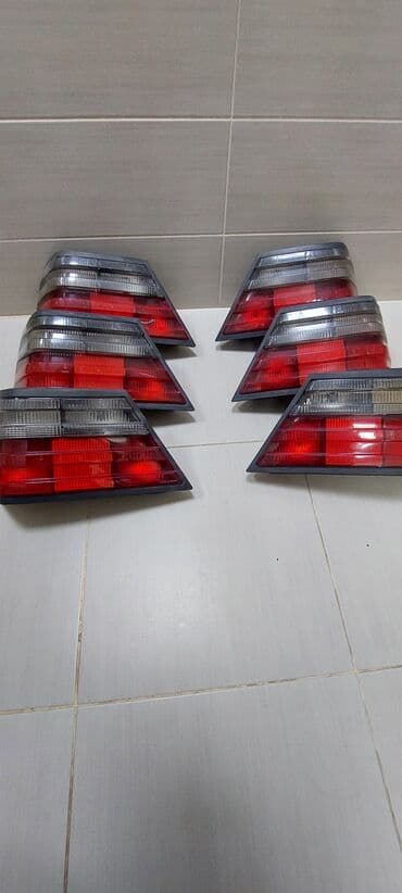 капот на аккорд: Комплект стоп-сигналов Mercedes-Benz 1995 г., Б/у, Оригинал, Германия — 1