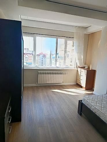 продаю 3кв 9мкр: 3 комнаты, 84 м², 10 этаж — 8
