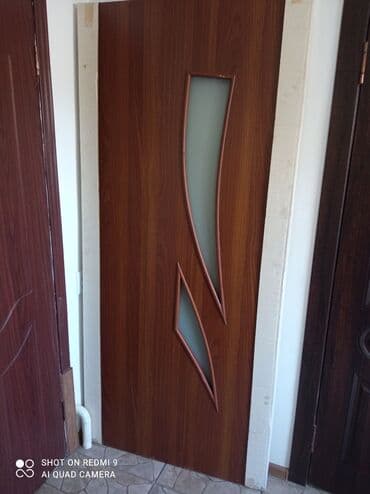 дверь деревянные: Двери в частный дом, Дерево, Со стеклом, Российская, цвет - Коричневый, Б/у — 2