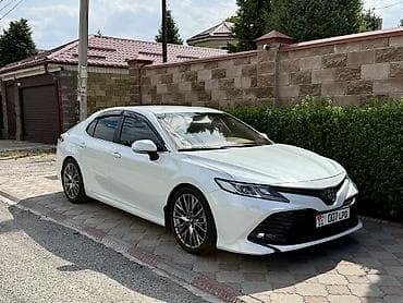 экран саната: Toyota Camry: 2018 г., 2.5 л, Автомат, Бензин, Седан — 5