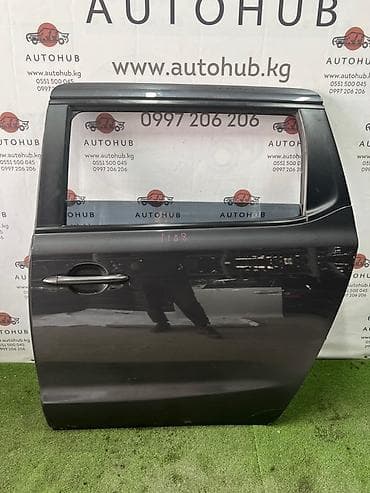 Дверь Kia carnival YP D4HB 2.2 DIESEL 2017 задн. лев. (б/у)