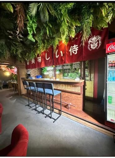 дом район пишпек: Мира-Ахунбаева, 1 линия. Входная группа. Красная книга. Общая площадь — 1