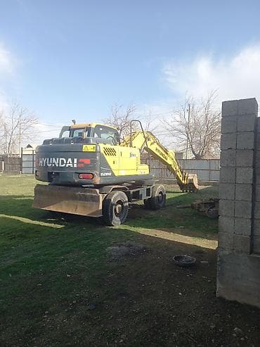 subaru forester 2013: Экскаватор, Hyundai, Колесный — 1