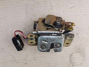 купить перчатки нитриловые оптом от производителя: Замок багажника Nissan 1990 г., Б/у, Оригинал, Германия — 3