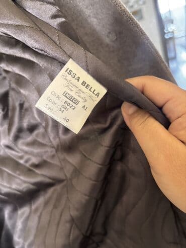 женская модельная обувь больших размеров: Продаю новое женское пальто. Размер 44-46. Производство Турция. Цвет — 5