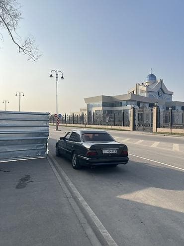 Продажа авто: Mercedes-Benz W124: 1994 г., 3.2 л, Автомат, Газ, Седан — 8