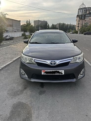 Toyota Camry: 2013 г., 2.5 л, Автомат, Гибрид, Седан — 6