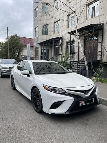 Toyota Camry: 2020 г., 2.5 л, Автомат, Бензин, Седан