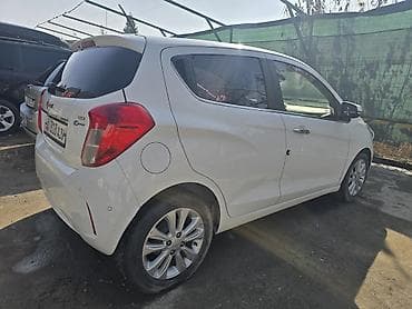 ef m: Chevrolet Spark: 2016 г., Автомат, Хэтчбэк — 4