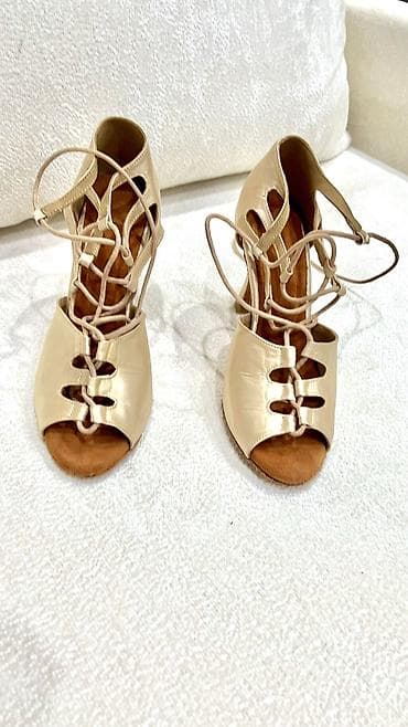 Угги: Туфли для латино/салса танцев, бежевые (нюд), открытый мыс.Ни разу не — 6