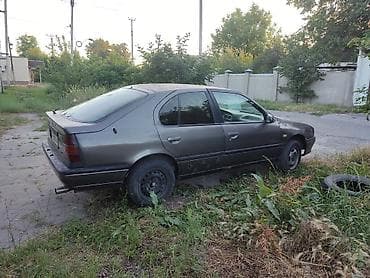 terrano 2: Nissan Primera: 1993 г., 2 л, Механика, Бензин, Седан — 2