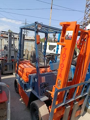 маленький эксковатор: ПОЧАСОВАЯ АРЕНДА КАРЫ С НАШИМ ОПЕРАТОРОМ! Аренда кары, услуга кары — 1