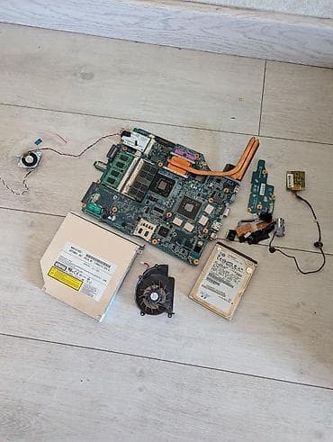 vgn: Sony VAIO VGN-FZ240E / комплект на запчасти материнская плата рабочая — 1