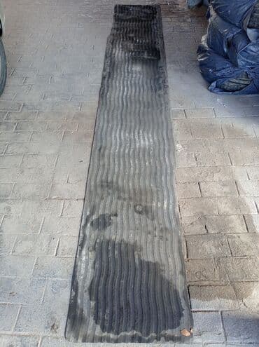 коврик полик: Продаю напольную резиновую дорожку для салона буса. Размеры: длина — 2