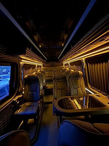s 65: Mercedes-Benz Sprinter VIP — премиальный микроавтобус для комфортных — 2