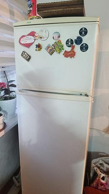 холодильник кант: Холодильник двухкамерный, белый, с верхней морозильной камерой — 1